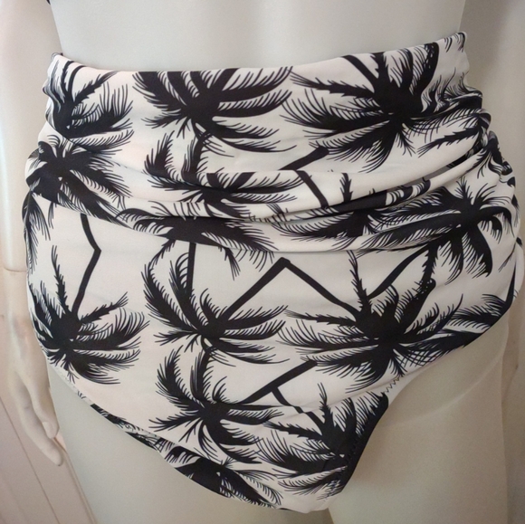 Tempt Me 2 Pc Halter Ruched High Waist Bikini Bottom White & Blk Palm trees 2 XL - Picture 5 of 10